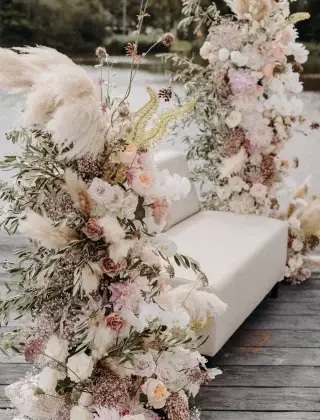 Wedding season 2026 🤍💌
Ik heb nog verschillende plekjes in de agenda voor zomer ‘26! Stuur me een berichtje om de bruid